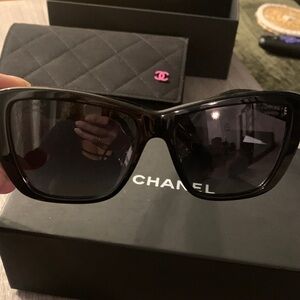 🆕- AUTHENTIC CHANEL Black Sunglasses with Multicolor Logo